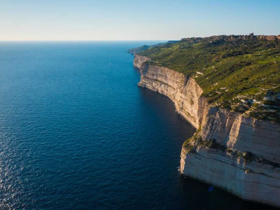 Dingli Cliff